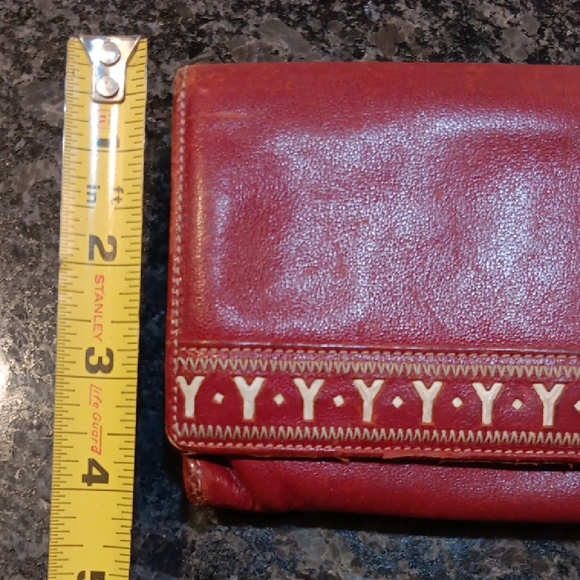 Chic Red Women's Wallet - Picture 3 of 9